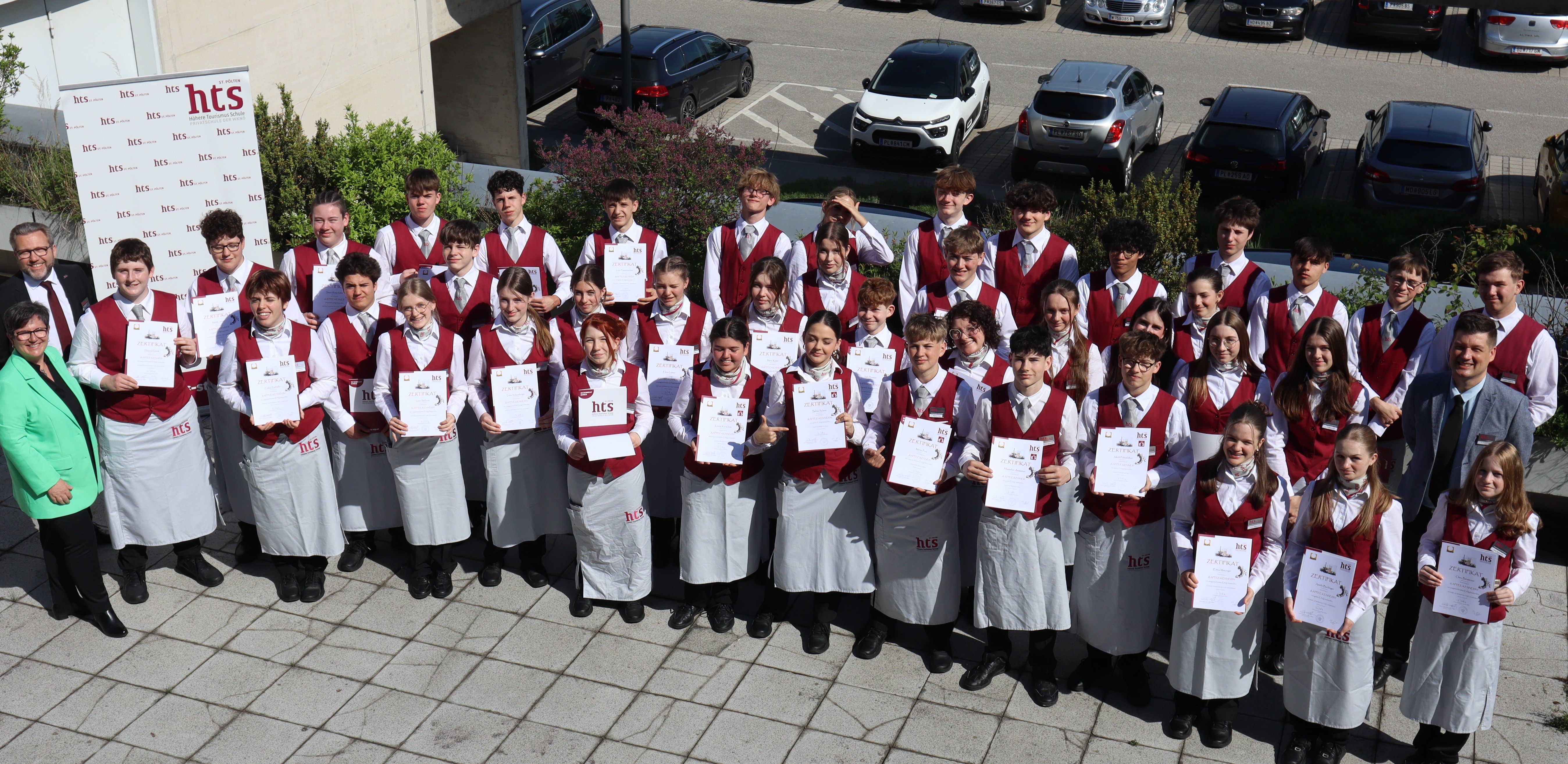 gruppenbild.jpg
