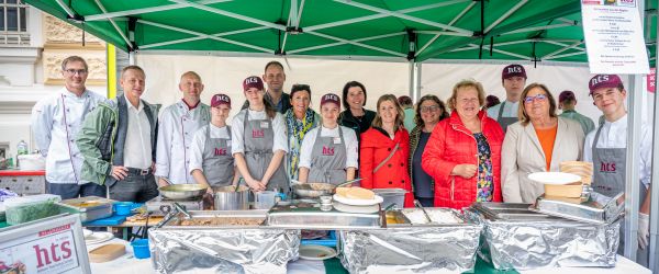 hts-schaukochen-am-markt-1-600x250-crop-50-50.jpg